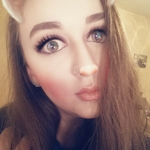 Meet your Posher, Desiree